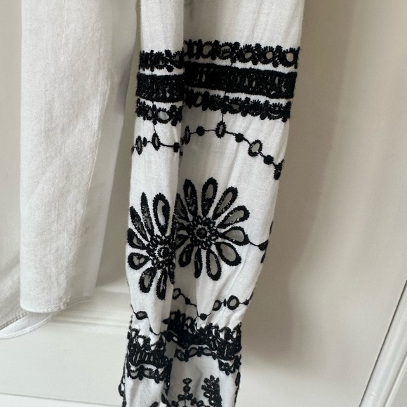 Veronica Beard Siona Embroidered Button-Front Top Size 12 - Picture 4 of 7